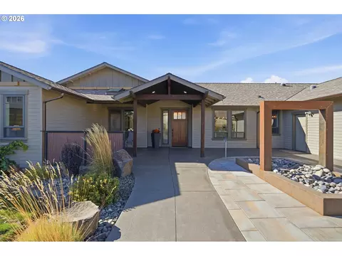 Exterior - 66556 Boyd Loop Rd, Dufur, OR 97021 photo 2 of 10