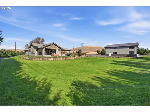Exterior - 66556 Boyd Loop Rd, Dufur, OR 97021 photo 6 of 10