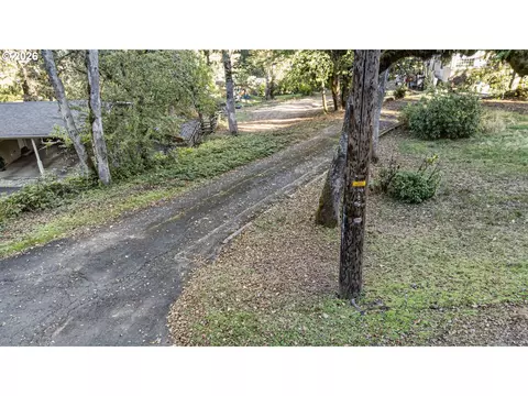 Exterior - Sylvan St, Eugene, OR 97403 photo 2 of 21