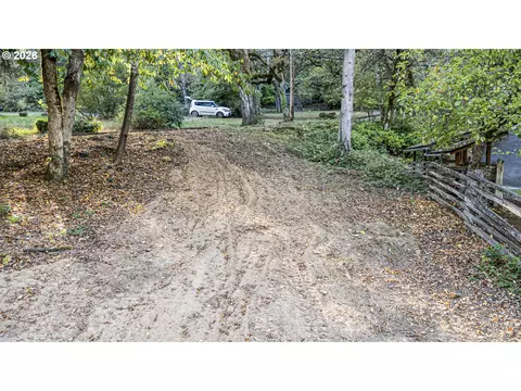Exterior - Sylvan St, Eugene, OR 97403 photo 7 of 21