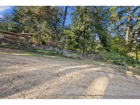 Exterior - Sylvan St, Eugene, OR 97403 photo 18 of 21