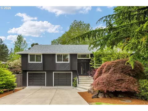 10723 SE 95th Ct, Happy Valley, OR 97086