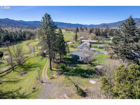 View/Area - 238 Ball Ln, Riddle, OR 97469 photo 1 of 4