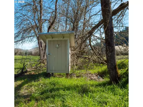 Other - 238 Ball Ln, Riddle, OR 97469 photo 12 of 13