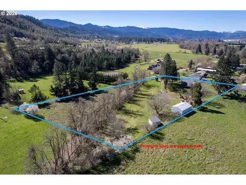 View/Area - 238 Ball Ln, Riddle, OR 97469 photo 2 of 4