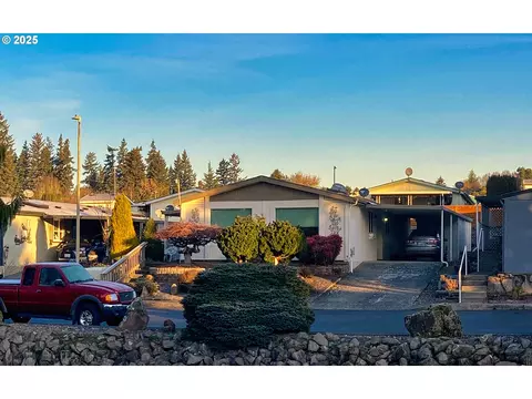 17401 SE 39th St #125, Vancouver, WA 98683