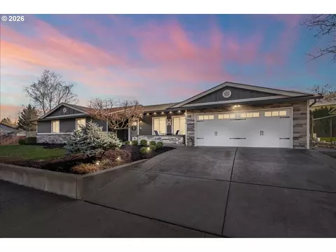 1030 Willamina Ave, Forest Grove, OR 97116
