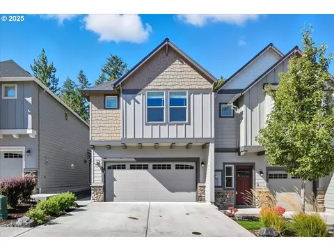 1911 NW Sage St, Camas, WA 98607