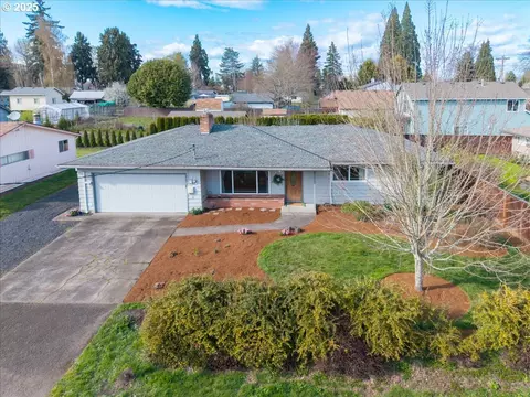 2627 15th Ave, Forest Grove, OR 97116