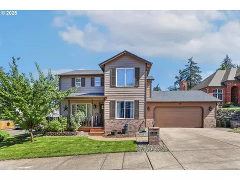 701 S 68th Pl, Springfield, OR 97478