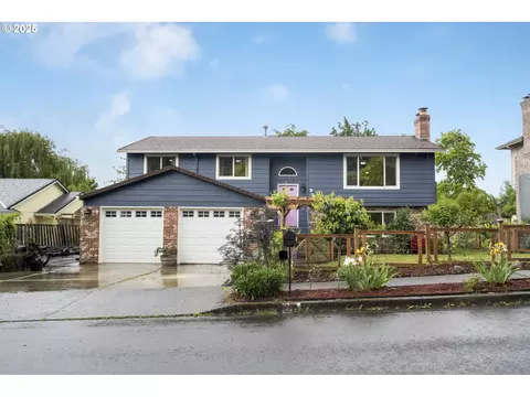 2729 NE 6th St, Gresham, OR 97030