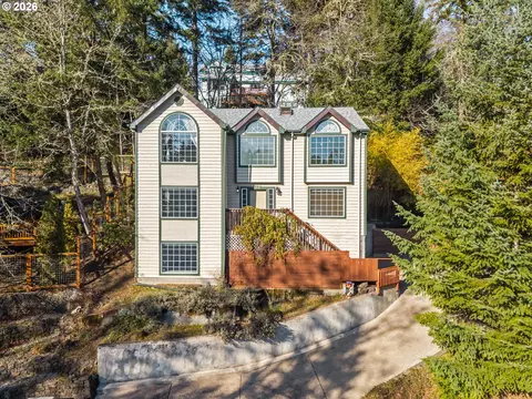 357 W 37th Ave, Eugene, OR 97405