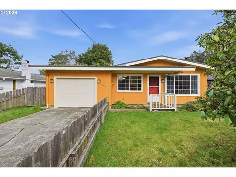 745 Seagate Ave, Coos Bay, OR 97420