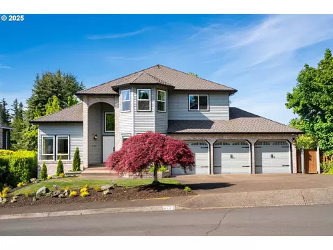 6131 Cheyenne Ter, West Linn, OR 97068