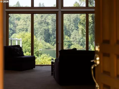 Entry Way - 15995 NEilers Rd, Aurora, OR 97002 photo 2 of 2