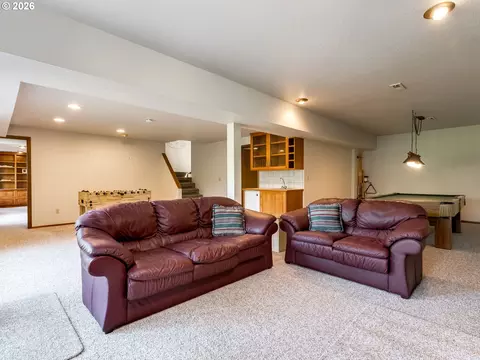 Living - 15995 NEilers Rd, Aurora, OR 97002 photo 4 of 6