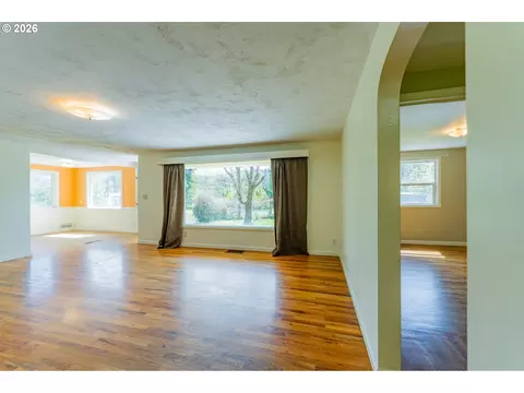 Living - 35271 Mckenzie View Dr, Springfield, OR 97478 photo 1 of 4