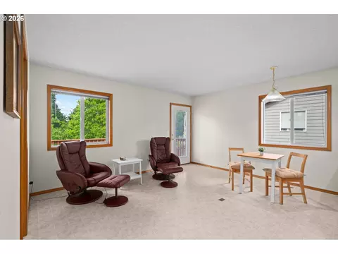 Living - 5087 SE 16th Dr, Gresham, OR 97080 photo 4 of 4