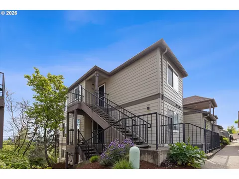 20920 Fawn Ct, West Linn, OR 97068