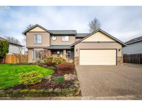 1398 SE 12th Loop, Canby, OR 97013