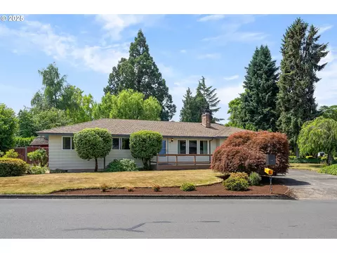 1160 NE Arrington Rd, Hillsboro, OR 97124