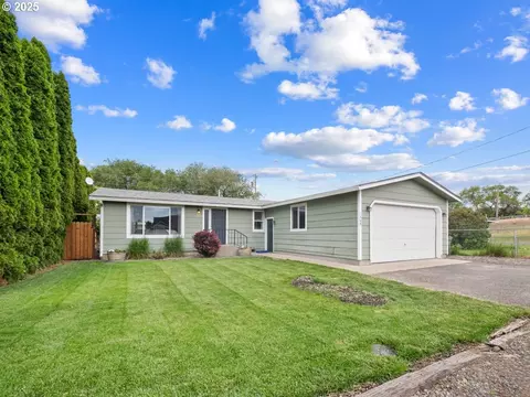 1408 25th St, La Grande, OR 97850