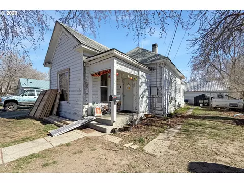 2530 5th St, Baker City, OR 97814