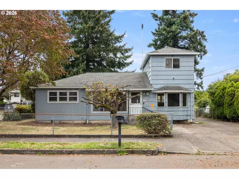 13056 SE Center St, Portland, OR 97236