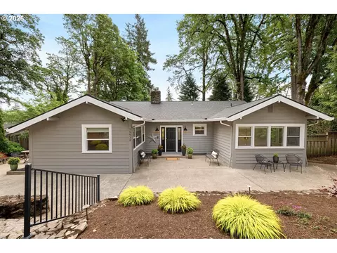 15939 Twin Fir Rd, Lake Oswego, OR 97035