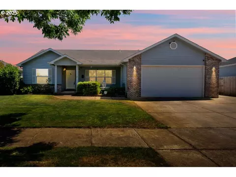 5970 St Helena St, Eugene, OR 97402