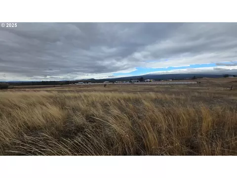 nka - sara view ln, Goldendale, WA 98620