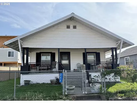 222 W Court St, Goldendale, WA 98620