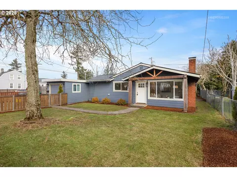 11711 NE San Rafael St, Portland, OR 97220