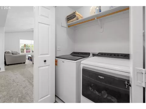Other - 824 Edgewood Dr, Newberg, OR 97132 photo 4 of 5