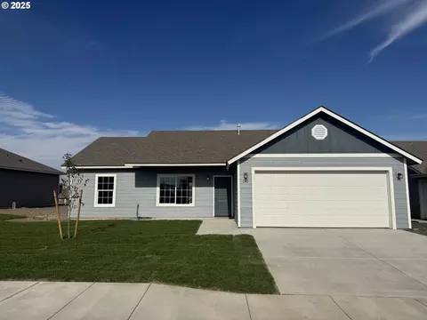 145 Renee Ave, Umatilla, OR 97882