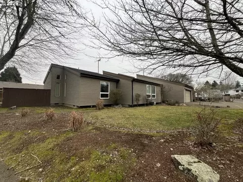 1135 Lakewood Dr SW, Albany, OR 97321