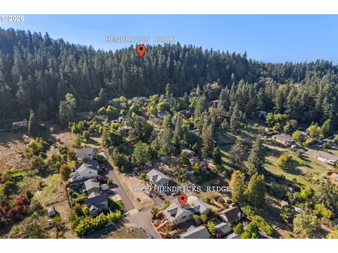 View/Area - 2659 Hendricks Ridge Dr, Eugene, OR 97403 photo 2 of 3