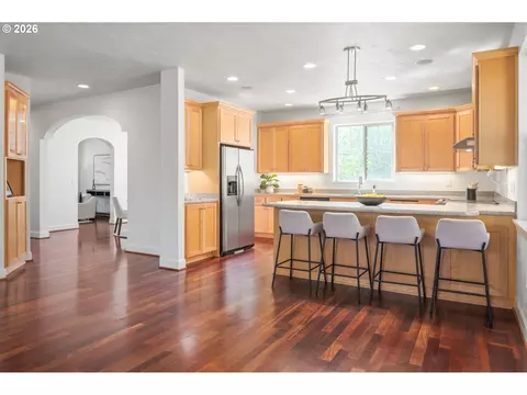 Kitchen - 2659 Hendricks Ridge Dr, Eugene, OR 97403 photo 2 of 3