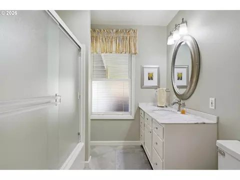 Bath - 26122 NE 3rd St, Camas, WA 98607 photo 1 of 2