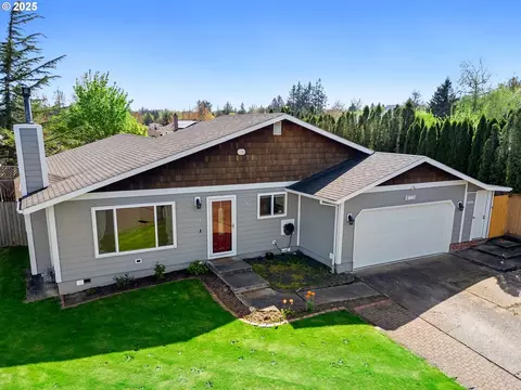 416 SE 15th St, Troutdale, OR 97060