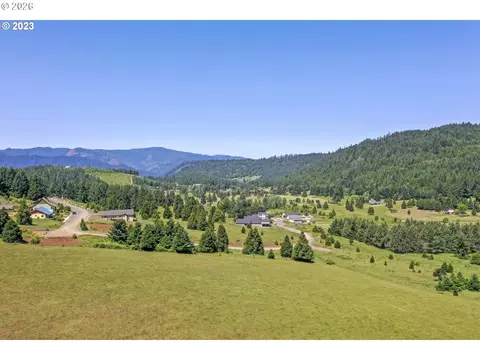 bugle loop, Oakridge, OR 97463 photo 2