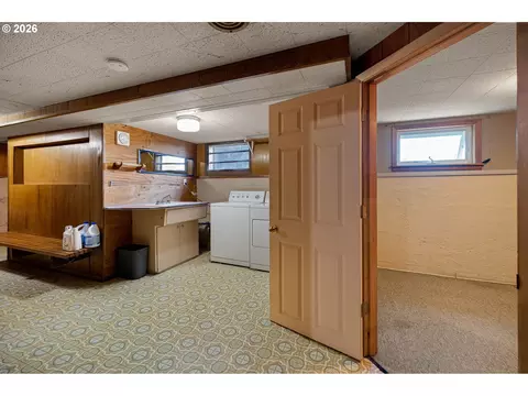 Other - 3190 W 18th Ave, Eugene, OR 97402 photo 6 of 11