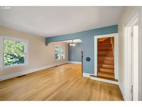 Living - 3190 W 18th Ave, Eugene, OR 97402 photo 6 of 6