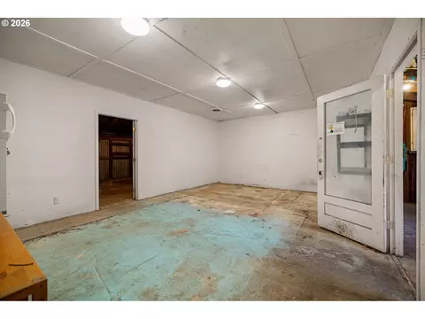 Other - 3190 W 18th Ave, Eugene, OR 97402 photo 9 of 11