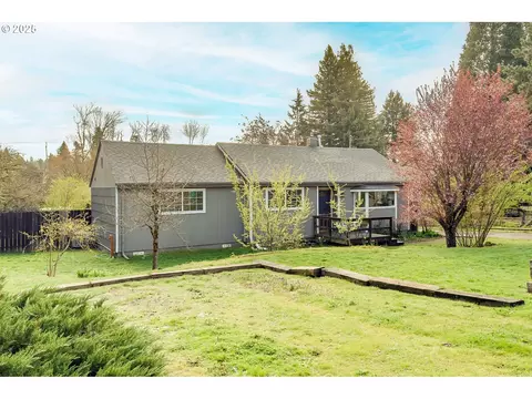 14320 SE Cedar Ave, Milwaukie, OR 97267