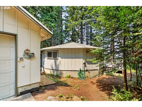 5000 Mountain Shadows Dr, Mount Hood, OR 97041