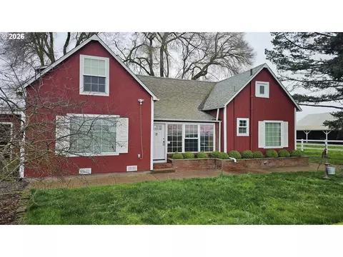 92950 Pitney Ln, Junction City, OR 97448