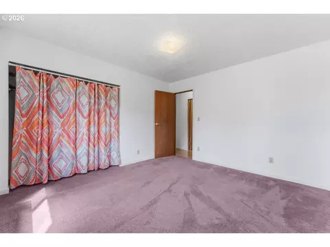 Bedroom - 38100 SE Coupland Rd, Estacada, OR 97023 photo 6 of 6