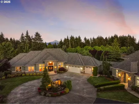 13400 SE 222nd Dr, Damascus, OR 97089
