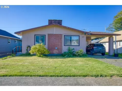 2125 Elm Ave, Reedsport, OR 97467